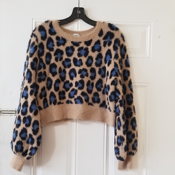 Aritzia Sunday Best Leopard Tan/Blue/black Sweater. Size medium. Extremely soft - Picture 1 of 8